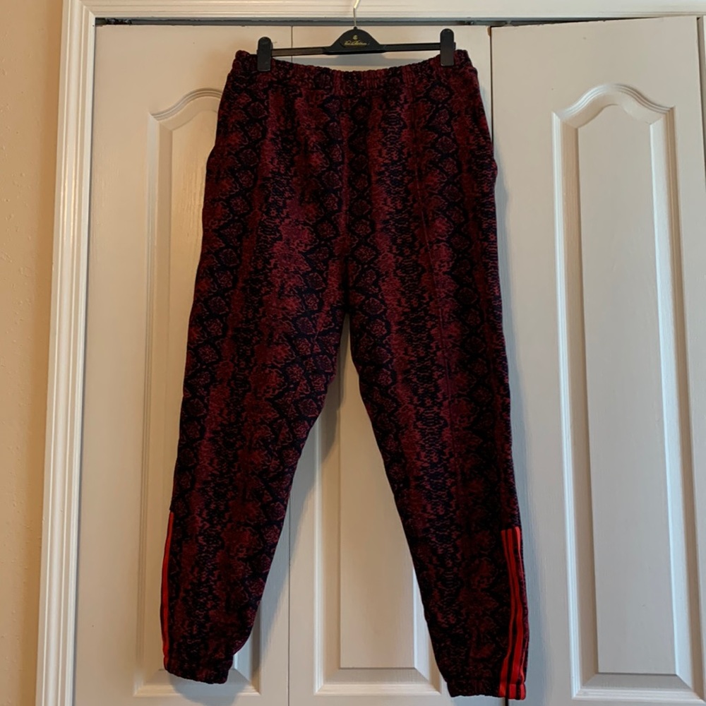 Adidas Unisex IVY PARK Cherry Sweatpants XL NWT